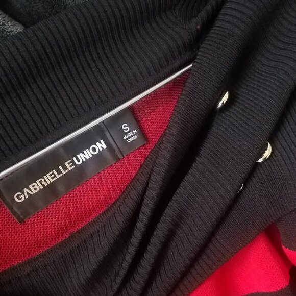 NWT off-the-shoulder stripes sweater dress, size S. - Picture 7 of 8